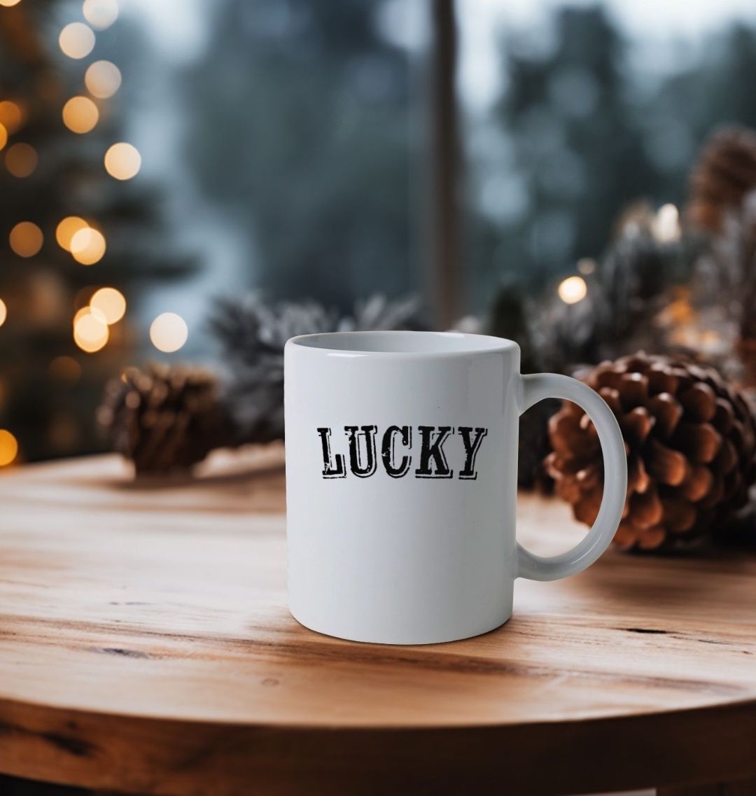 BE LUCKY MUG IN BLACK