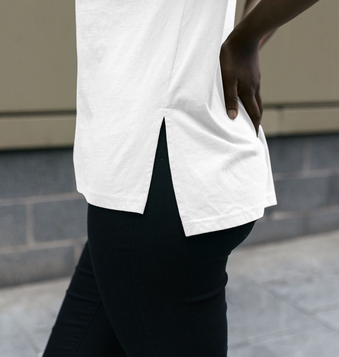 BE LUCKY T-SHIRT IN NEW YORK TAXI YELLOW ON WHITE - WOMENS RELAXED FIT